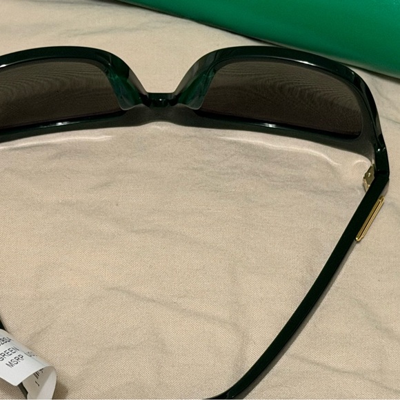 Bottega Veneta Dark Green Sunglasses with Case NWT